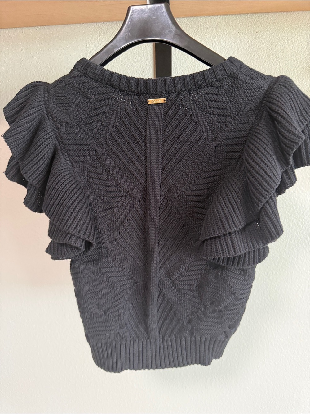 NEW CLEOBELLA fayth sweater vest in black - Picture 8 of 9